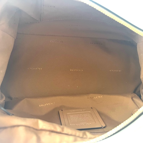 Cream Coach Bag - Picture 7 of 11